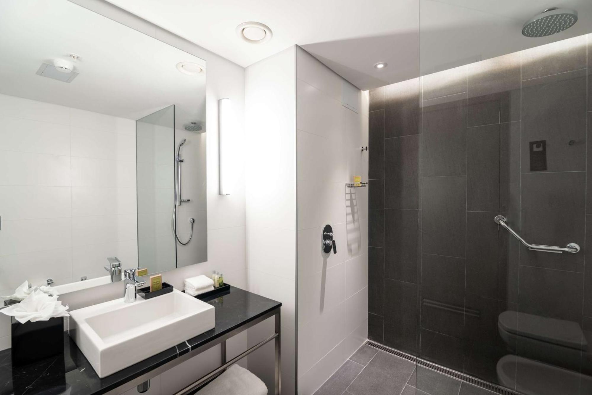 Soro Montevideo, Curio Collection By Hilton Hotel Exterior photo